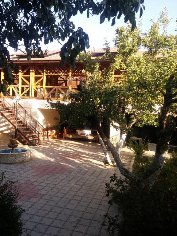Guest House Albatros Чолпон-Ата Экстерьер фото